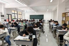 治校名师执教:无锡慧源高复小班化复读观察