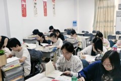 无锡高考复读选择指南：慧源高复的深耕之道